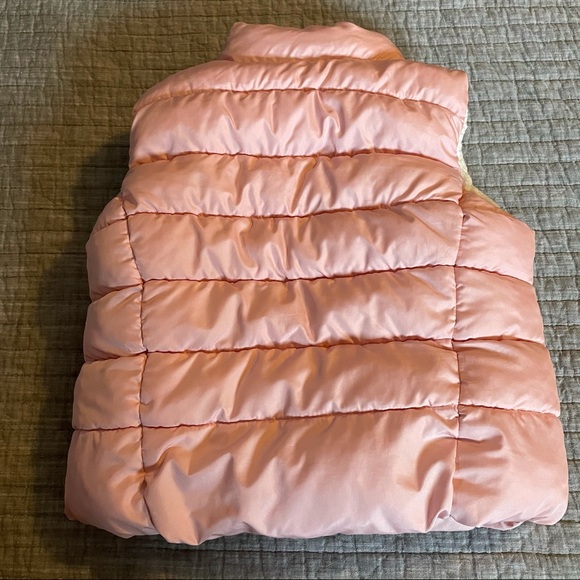 EUC Gap Kids Girls Vest - Picture 2 of 7